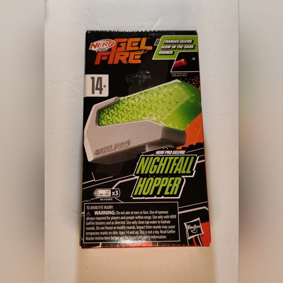 Nerf Other - Nerf Pro Gel Fire Nightfall Hopper & 5000 Glow in the Dark Rounds